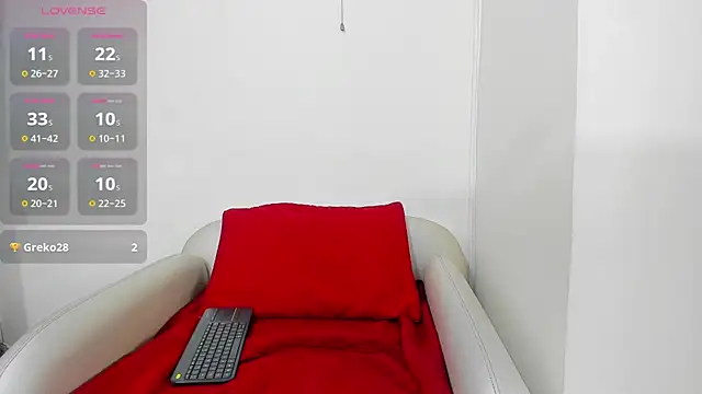 Luna  02 online show from July 31, 12:17 pm