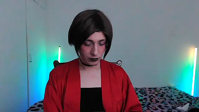 HoneyValentine online show from February 11, 12:14 am