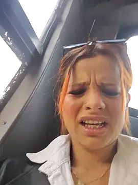 Cataleya 16 online show from March 9, 7:17 pm