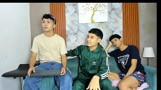 AVENGER BOYS2026 online show from July 3, 7:42 pm