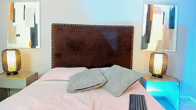 Thecrazyadams  online show from August 1, 2:02 am