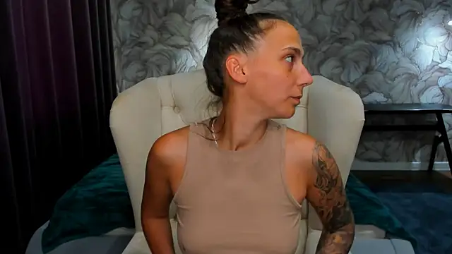 AnnaMized online show from March 28, 8:25 am