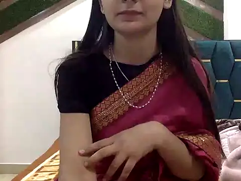 sweet riyaaa online show from January 12, 5:12 am