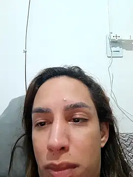 ofjuliaa online show from March 8, 9:57 am