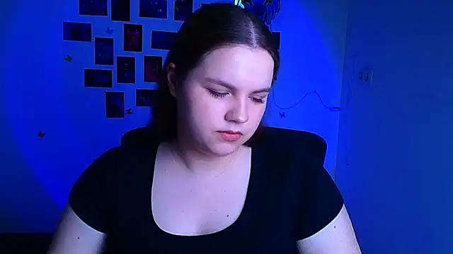 Kitty Mia Kitty online show from March 15, 6:48 am