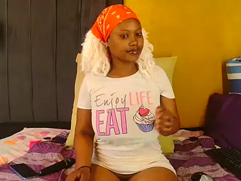 Sexy Doll xXx online show from February 5, 7:55 am