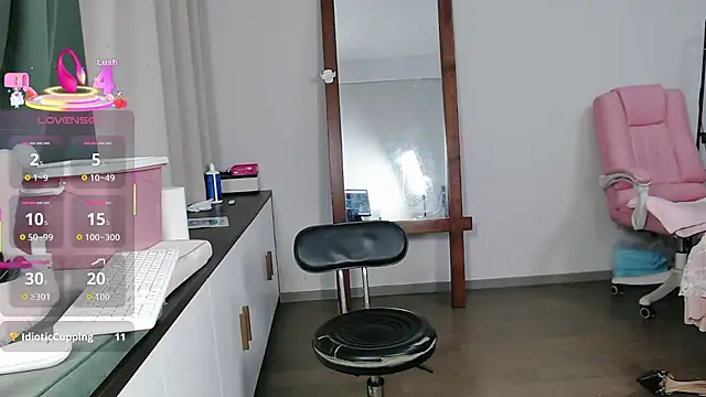 awalingling online show from April 27, 2:58 pm