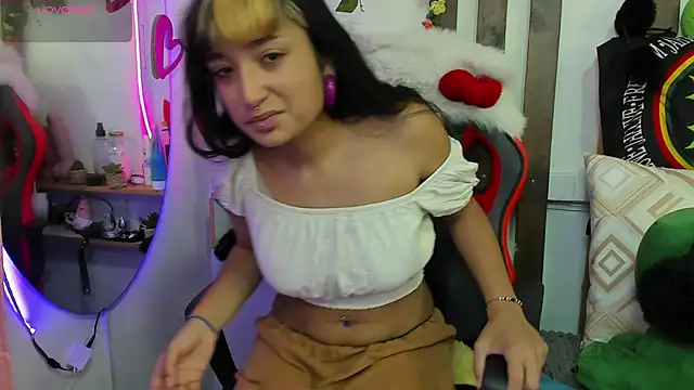 MeowMota  online show from June 10, 6:39 pm