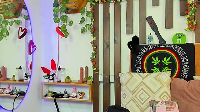 MeowMota  online show from July 25, 6:48 pm