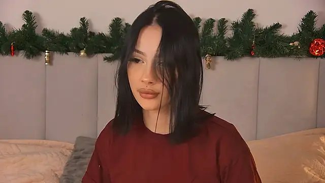 KatieRouge   online show from January 8, 4:00 pm