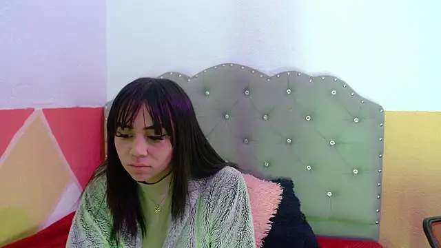 sofiaspring online show from August 4, 2:56 pm