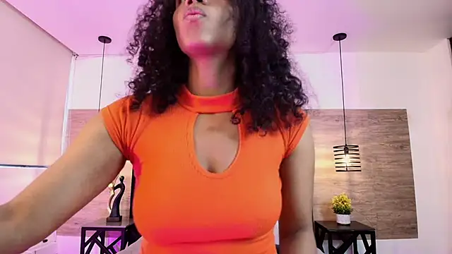 Ellie-Alves online show from July 31, 5:58 pm