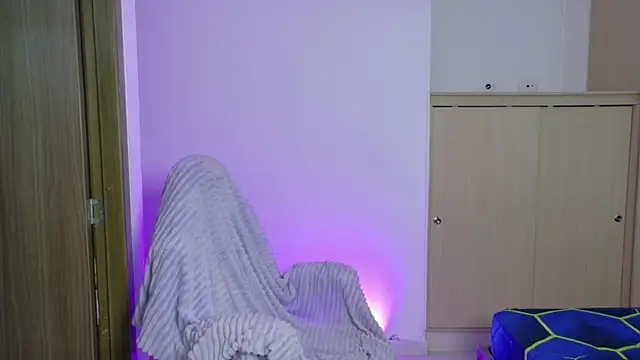 manuela99x online show from July 18, 8:11 pm