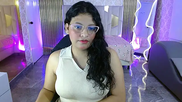 TATTI TAY online show from March 18, 7:41 pm