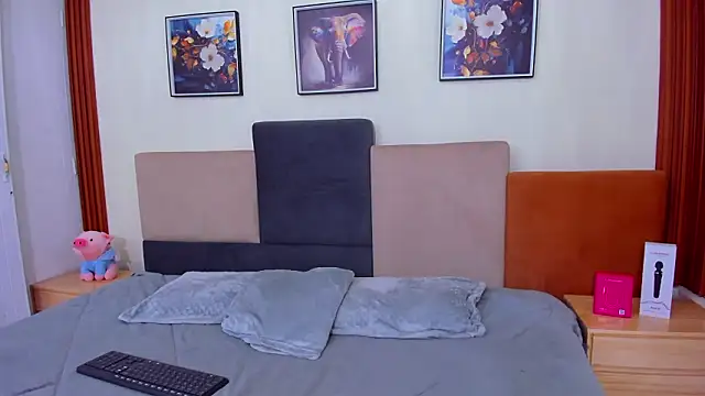 yeye sweet  online show from January 18, 2:41 am