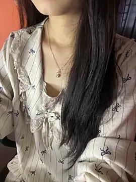 Jennybae23 online show from March 24, 6:52 am