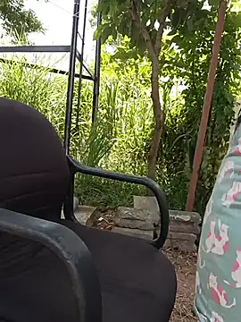 babyslbany online show from July 31, 6:14 am