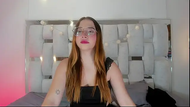 AliciaWhite nt online show from February 22, 1:12 pm