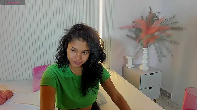 LyraFrost5 online show from March 13, 4:25 am