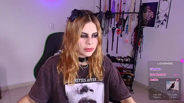 ariannaconnor  online show from June 17, 4:08 pm
