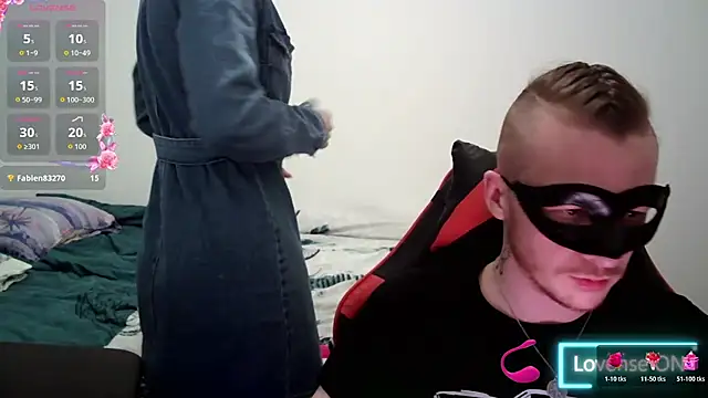 LunaXSunny online show from March 15, 8:22 pm