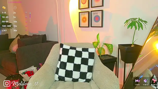 MelyTaylor  online show from February 13, 10:11 pm