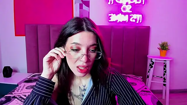 IvyDainty online show from June 27, 1:29 am
