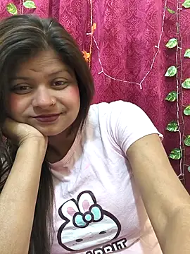 Attractive Queen  online show from March 17, 5:55 am