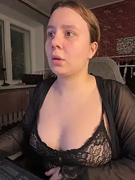 AnnaSeint online show from February 17, 5:12 pm