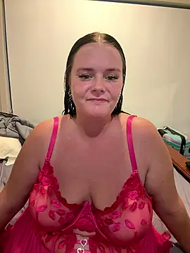 carinabro10 online show from January 13, 8:51 am