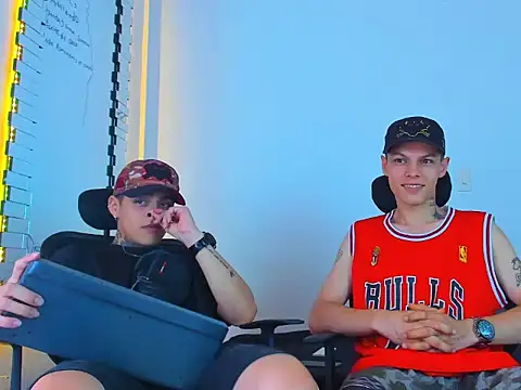 Thomas-Wil online show from February 3, 6:40 am