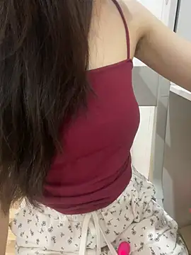 Linhtruong   online show from February 2, 6:40 pm