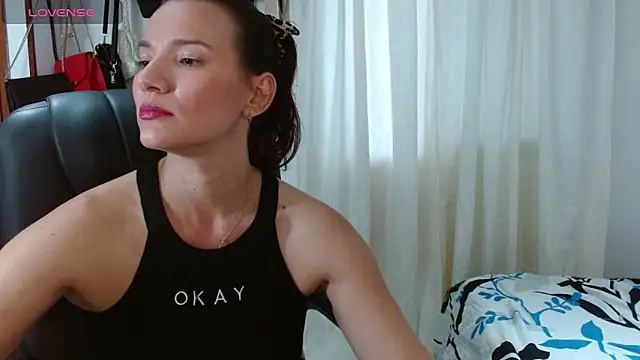 Scarlett 3X online show from February 2, 9:36 pm