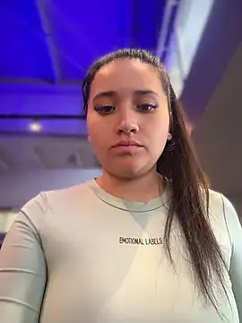 Veronica Wins  online show from June 29, 2:50 pm
