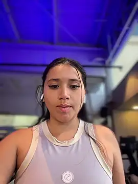 Veronica Wins  online show from July 28, 7:39 pm