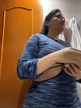 Veronica Wins  online show from April 29, 4:09 pm
