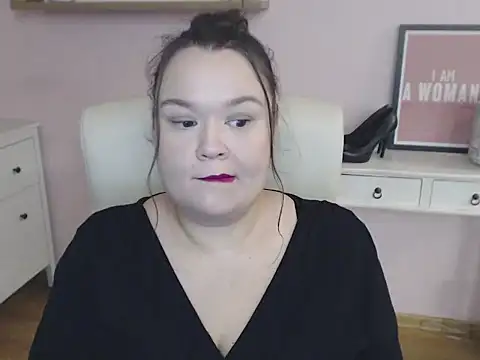 HollyDanceSoul online show from January 14, 7:46 am