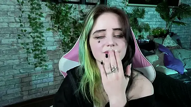 RubyMyst online show from March 9, 2:15 am