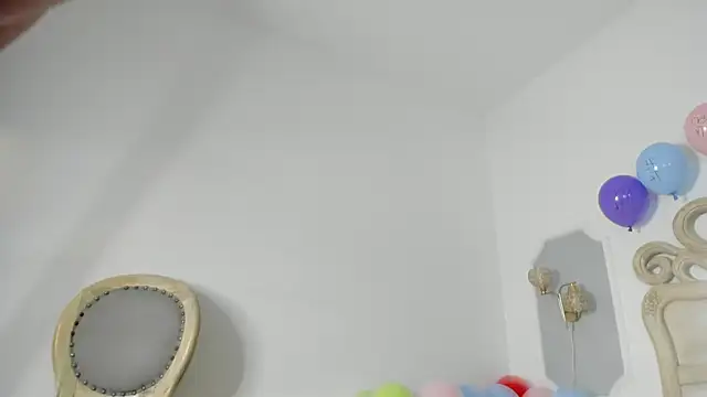 paulina lux online show from April 30, 7:52 pm