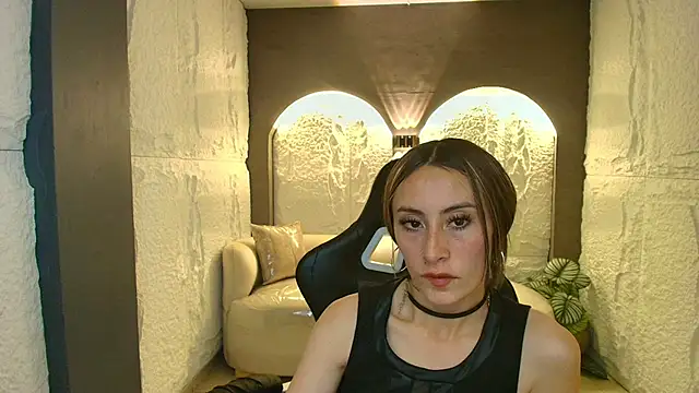 katalina r  online show from March 20, 3:11 am