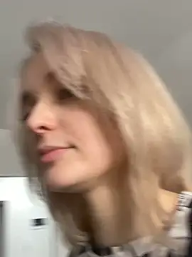 aka Blonde online show from January 12, 5:56 am