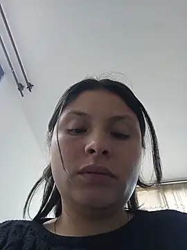 yessica gomez01 online show from July 17, 9:29 pm