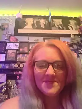 DisireAfterDark online show from March 14, 4:57 am