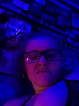 DisireAfterDark online show from March 7, 2:13 pm