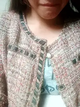 jjennyyy online show from June 17, 10:49 am