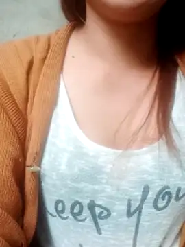 jjennyyy online show from June 16, 10:16 am