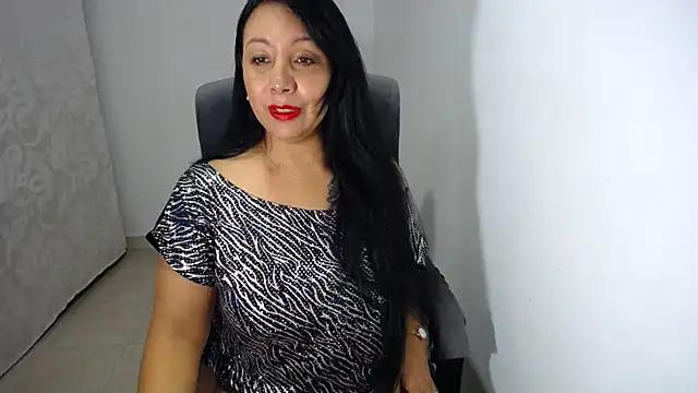soyElena46 online show from August 4, 12:55 pm