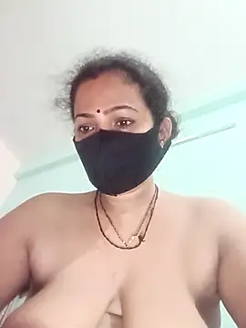 sexyqueen558 online show from July 14, 1:05 pm