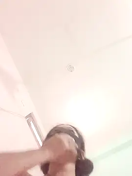 sexyqueen558 online show from June 25, 5:45 am