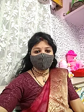 Priyaji7575 online show from March 13, 2:18 pm